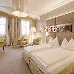 Mader Otel